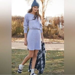 DAILY PRACTICE Anthropologie Off-The-Shoulder Velvet Mini Dress‎ Size Small